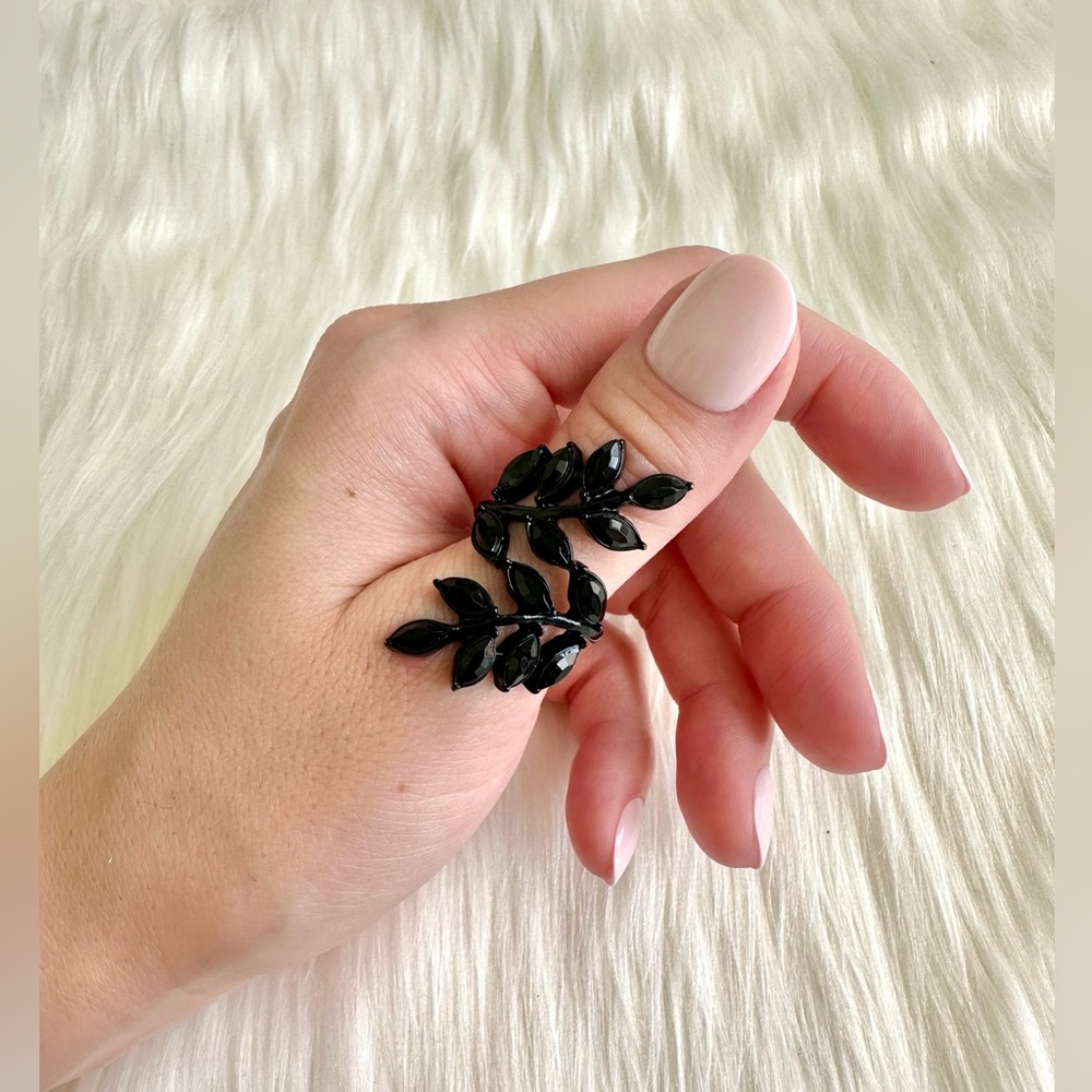 COCKTAIL RING
